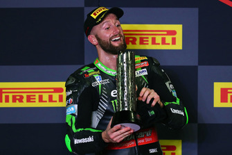 Podio: il secondo classificato Tom Sykes, Kawasaki Racing