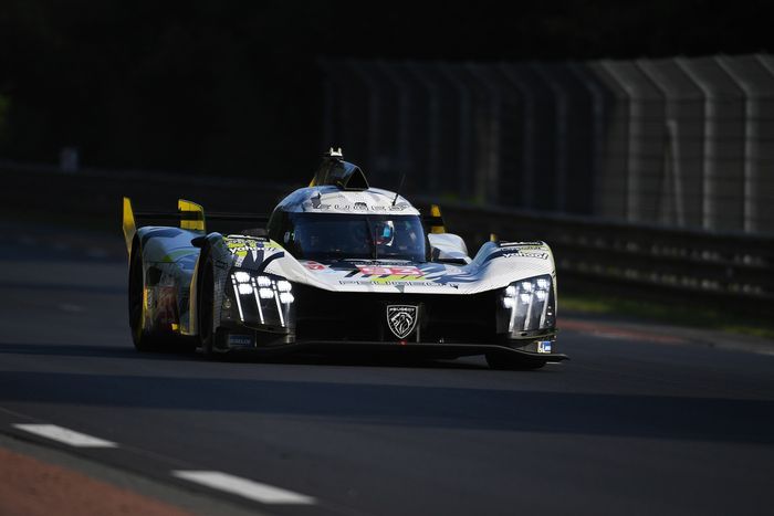 #93 Peugeot Totalenergies Peugeot 9x8: Paul Di Resta, Mikkel Jensen, Jean-Eric Vergne