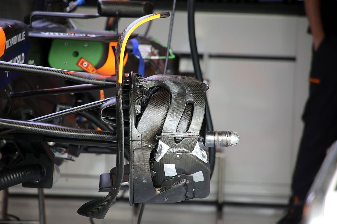 Szczegóły przedniego bębna hamulcowego McLaren MCL38