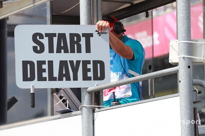 Tablero de inicio retrasado