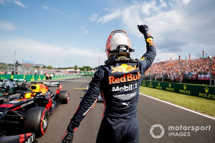 Max Verstappen comemora sua primeira pole position