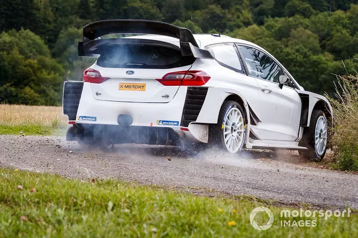 Valtteri Bottas prueba un M-Sport Ford Fiesta WRC

