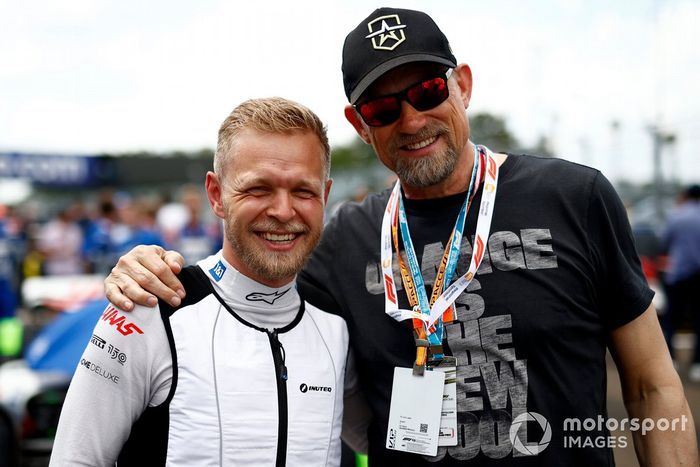 Kevin Magnussen, Haas F1 Team, en la parrilla de salida
