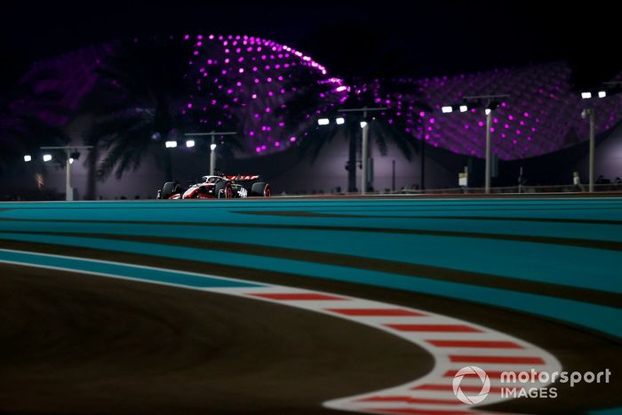 Kevin Magnussen, Haas VF-23