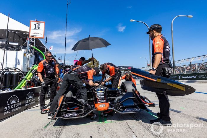 Santino Ferrucci, A.J. Foyt Enterprises Chevrolet