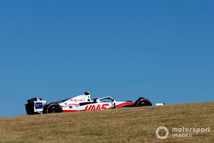 Mick Schumacher, Haas VF-22 