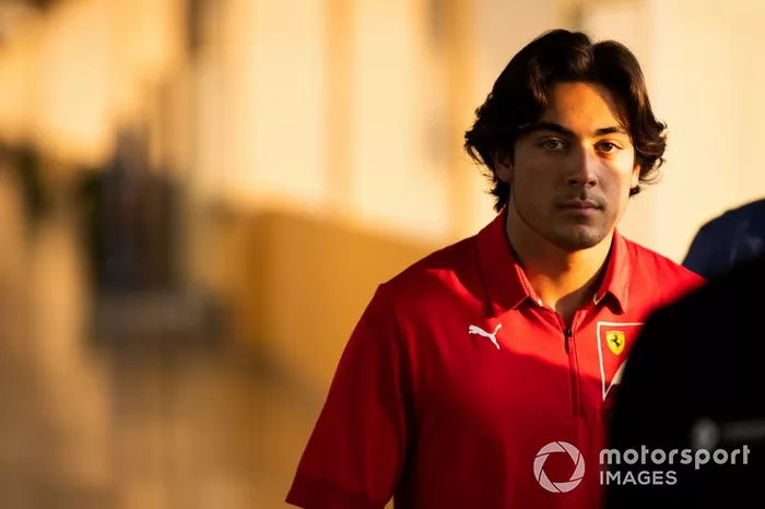#17 Giuliano Alesi