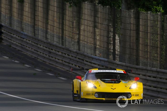 #63 Corvette Racing Chevrolet Corvette C7.R: Jan Magnussen, Antonio Garcia, Mike Rockenfeller