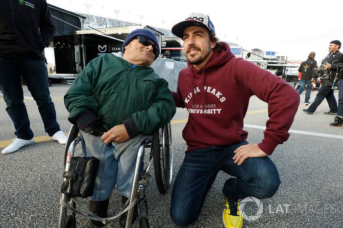 Fernando Alonso, United Autosports con fans