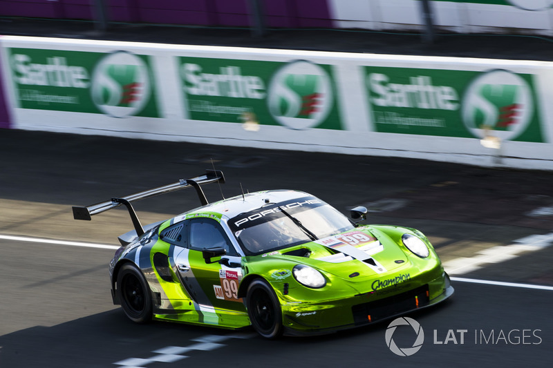 59. #99 Dempsey Proton Competition Porsche 911 RSR