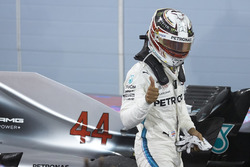 Lewis Hamilton, Mercedes AMG F1, 3rd position, hives a thumbs up in Parc Ferme