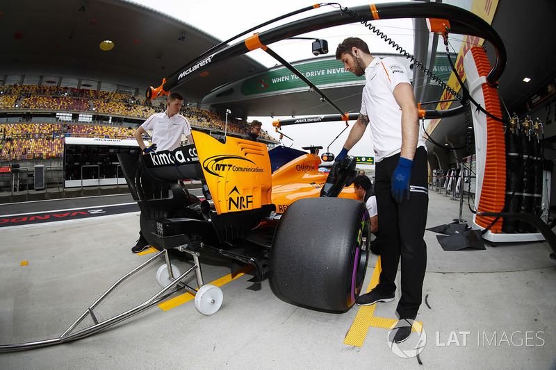 Інженери McLaren, McLaren MCL33 Renault Стоффеля Вандорна