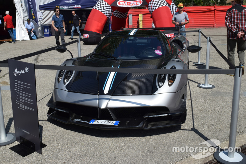 Pagani Huayra