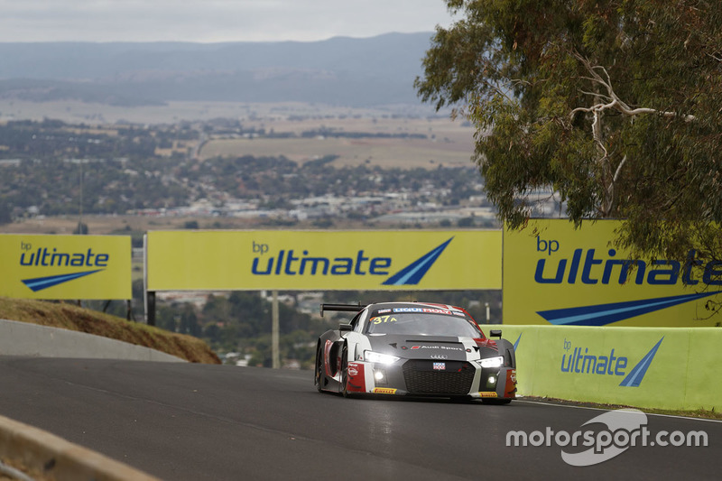 #37 Audi Sport Team WRT Audi R8 LMS: Robin Frijns, Stuart Leonard, Dries Vanthoor