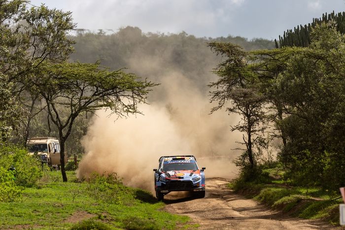 Thierry Neuville, Martijn Wydaeghe, Hyundai Shell Mobis World Rally Team Hyundai i20 N Rally1