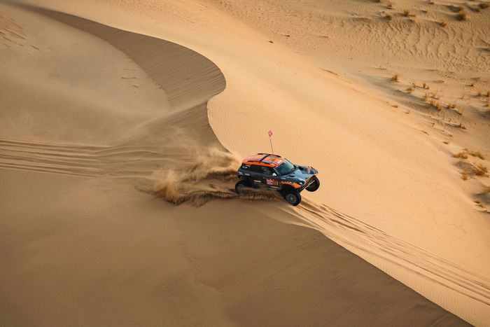 #222 X-Raid Mini JCW Mini: Guillaume De Mevius, Mathieu Baumel