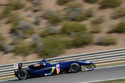 Keyvan Andres, Carlin Motorsport