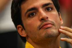 Carlos Sainz Jr., Renault Sport F1 Team