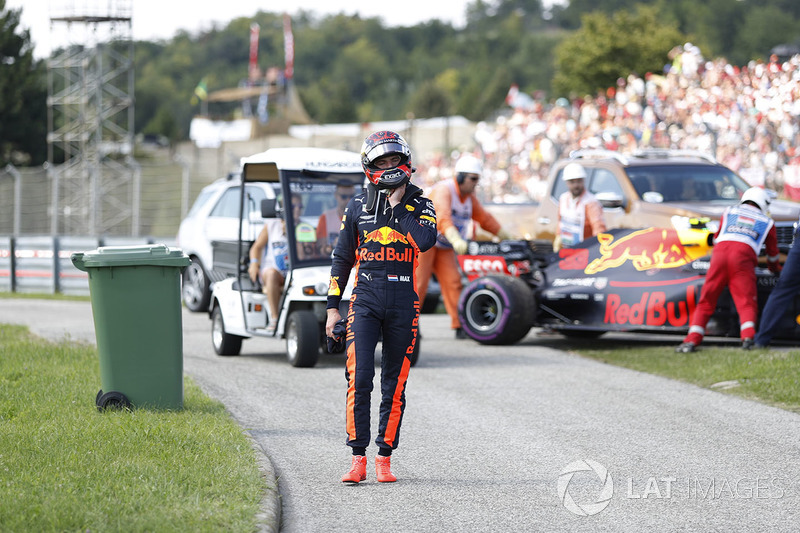 Макс Ферстаппен, Red Bull Racing, зійшов з гонки