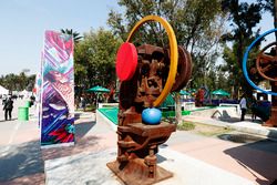 Esculturas en el Autódromo Hermanos Rodríguez