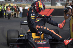 Max Verstappen, Red Bull Racing RB14 in parc ferme