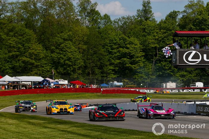 #70 inception racing McLaren 720S GT3: Brendan Iribe, Frederik Schandorff