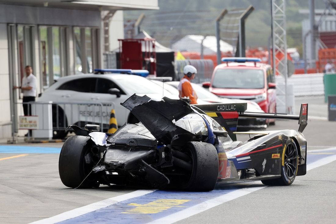 #2 Cadillac Racing Cadillac V-Series.R: Earl Bamber, Alex Lynn