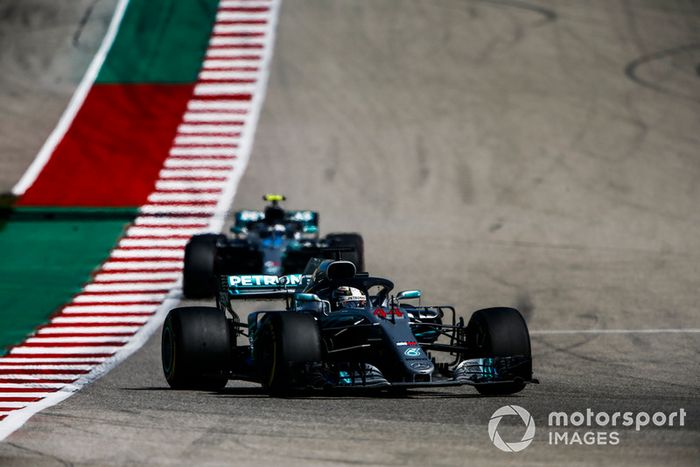 Lewis Hamilton, Mercedes AMG F1 W09 EQ Power+, Valtteri Bottas, Mercedes AMG F1 W09 EQ Power+