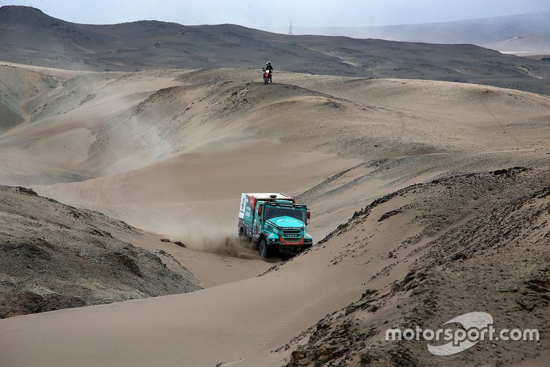 #505 Team De Rooy Iveco: Federico Villagra, Ricardo Torlaschi, Adrian Yacopini