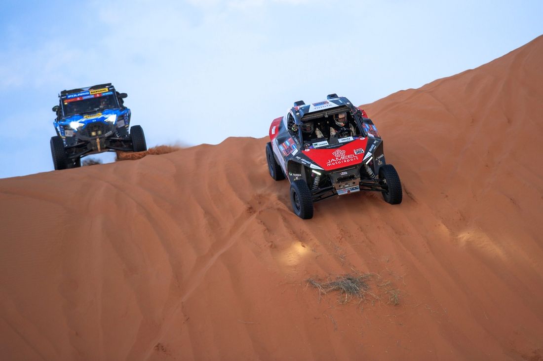 #305 Team BBR Taurus: Dania Akeel, Stephane Duple