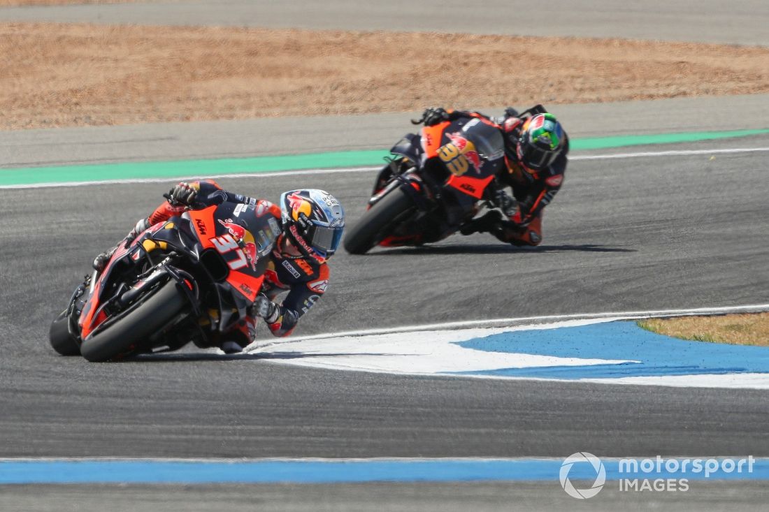 Brad Binder, Red Bull KTM Factory Racing, Pedro Acosta, Red Bull KTM Factory Racing