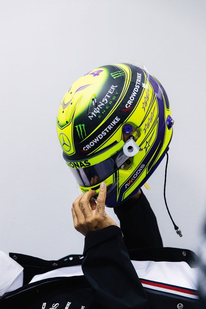 Casco de Lewis Hamilton, Mercedes