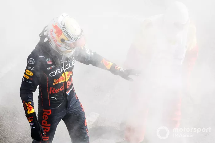 Max Verstappen, Red Bull Racing, tras retirarse de la carrera
