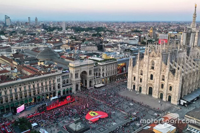 Piazza Duomo vista desde el aire