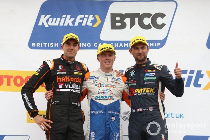 Podium, Dan Cammish, Team Dynamics Honda Civic, Rory Butcher, AmD Tuning Honda Civic and Andrew Jordan, WSR BMW 