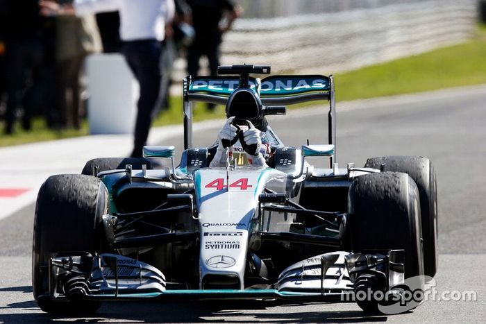 Ganador de la carrera Lewis Hamilton, Mercedes AMG