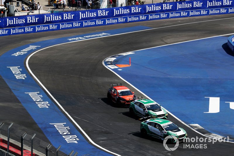 Ahmed Bin Khanen, Saudi Racing Bandar Alesayi, Saudi Racing, Célia Martin, Viessman Jaguar eTROPHY Team Germany