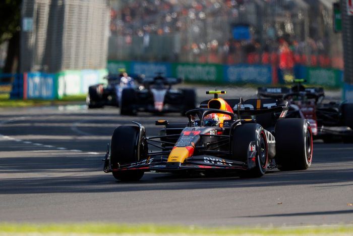 Sergio Pérez, Red Bull Racing RB19, Zhou Guanyu, Alfa Romeo C43