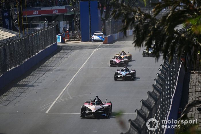 Oliver Rowland, Mahindra Racing, Mahindra M9Electro, Dan Ticktum, NIO 333 FE Team, NIO 333 ER9, Andre Lotterer, Andretti Autosport, Porsche 99X Electric Gen3