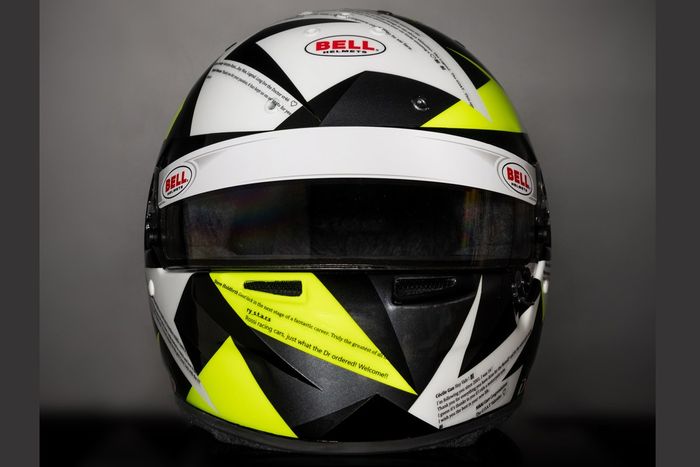 Casco Pirelli especial para Valentino Rossi para Misano 