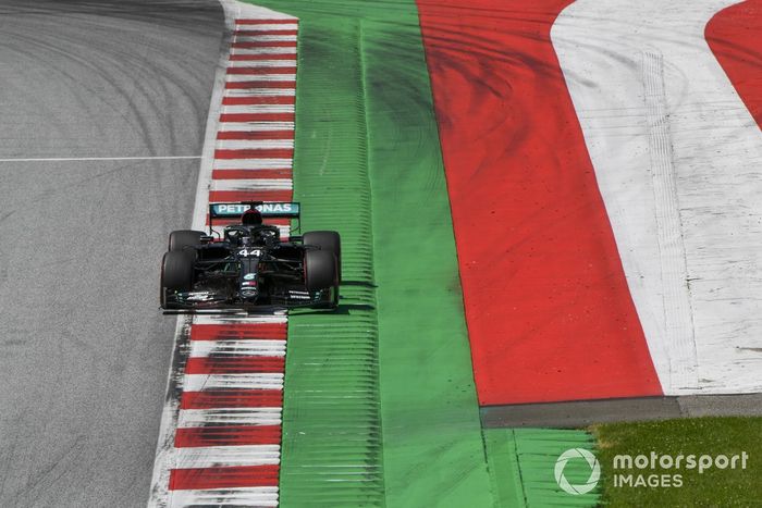 Lewis Hamilton, Mercedes F1 W11 EQ Performance