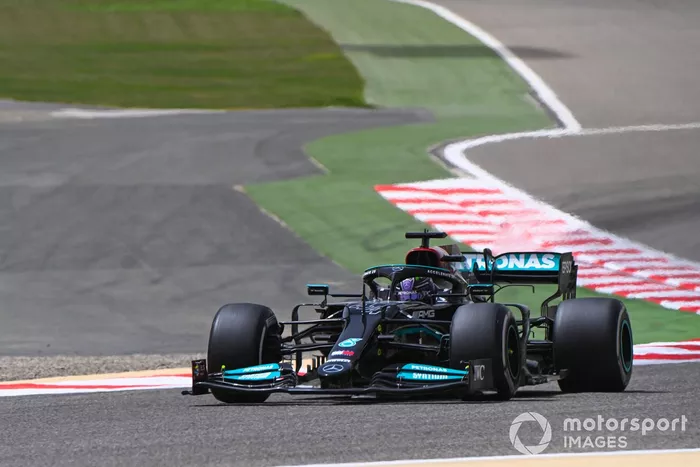 Lewis Hamilton, Mercedes W12 