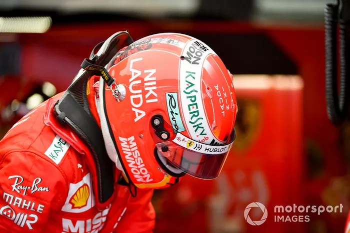 El casco de Vettel en Mónaco 2019, homenaje a Niki Lauda