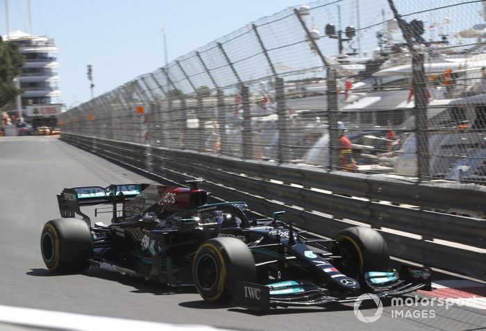 Lewis Hamilton, Mercedes W12