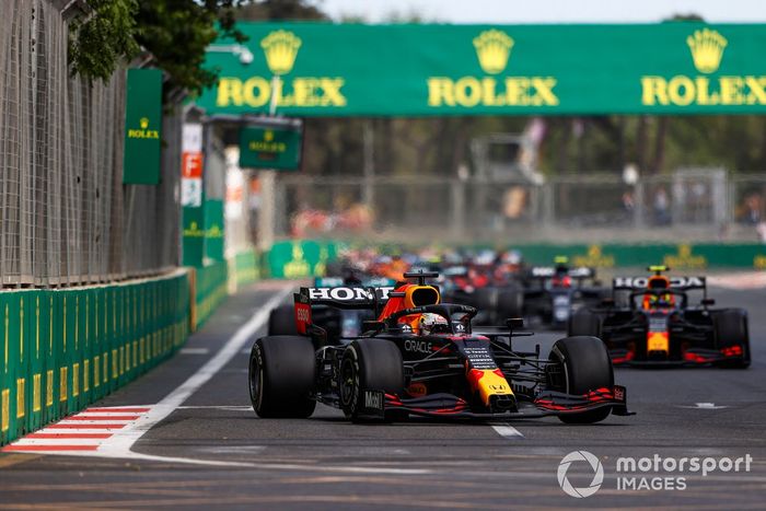 Max Verstappen, Red Bull Racing RB16B, Sergio Pérez, Red Bull Racing RB16B