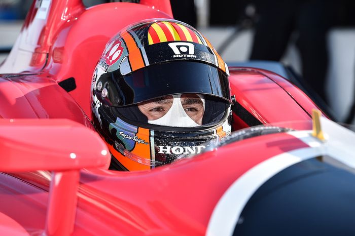 Oriol Servia probando el Honda IndyCar 2018