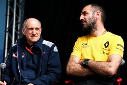 Керівник Scuderia Toro Rosso Франц Тост, керівник Renault Sport F1 Сіріль Абітбуль
