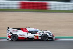 #8 Toyota Gazoo Racing Toyota TS050 Hybrid: Anthony Davidson, Sébastien Buemi, Kazuki Nakajima