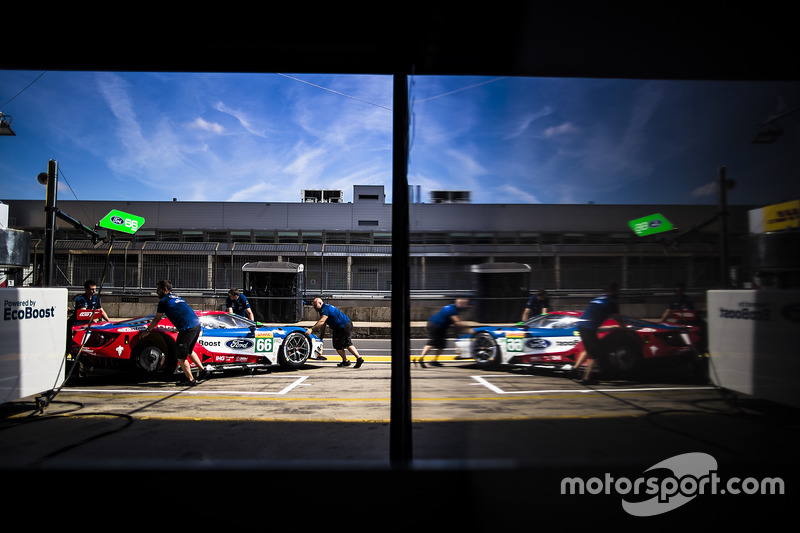5. #66 Ford Chip Ganassi Racing Ford GT