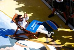 Fernando Alonso, McLaren, wishes everyone a happy holiday after the race